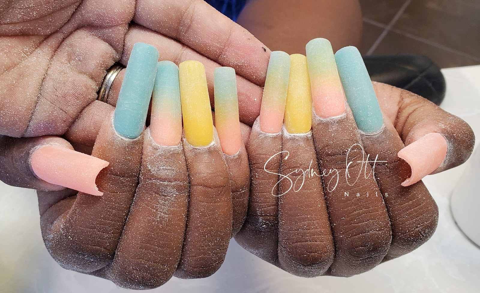 Luxury Nail Lounge, LLC (off Garners Ferry Rd outside Walmart) nail photo 4